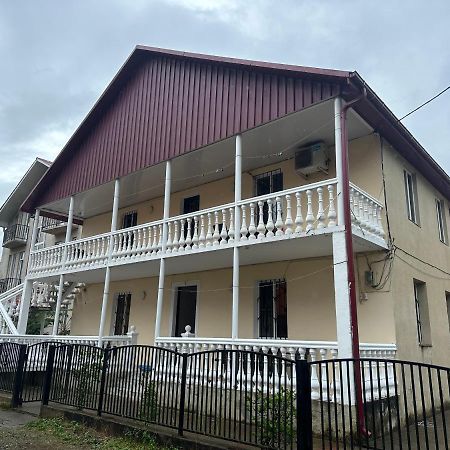Elene Apartment อูเรคี ภายนอก รูปภาพ